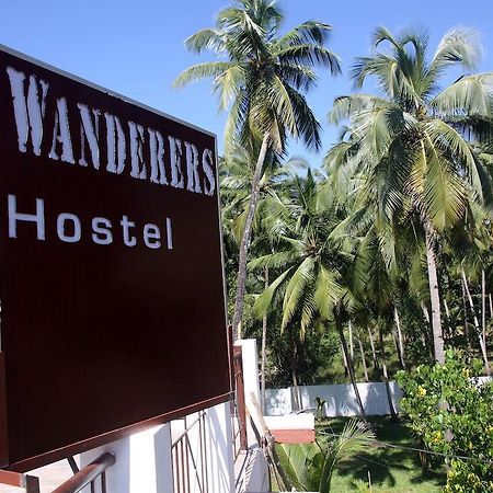 Wanderers Hostel Morjim Ngoại thất bức ảnh
