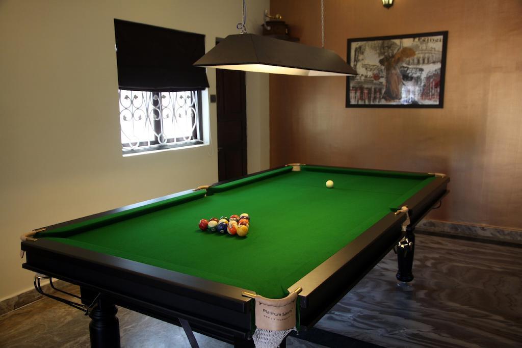 Wanderers Hostel Morjim Ngoại thất bức ảnh